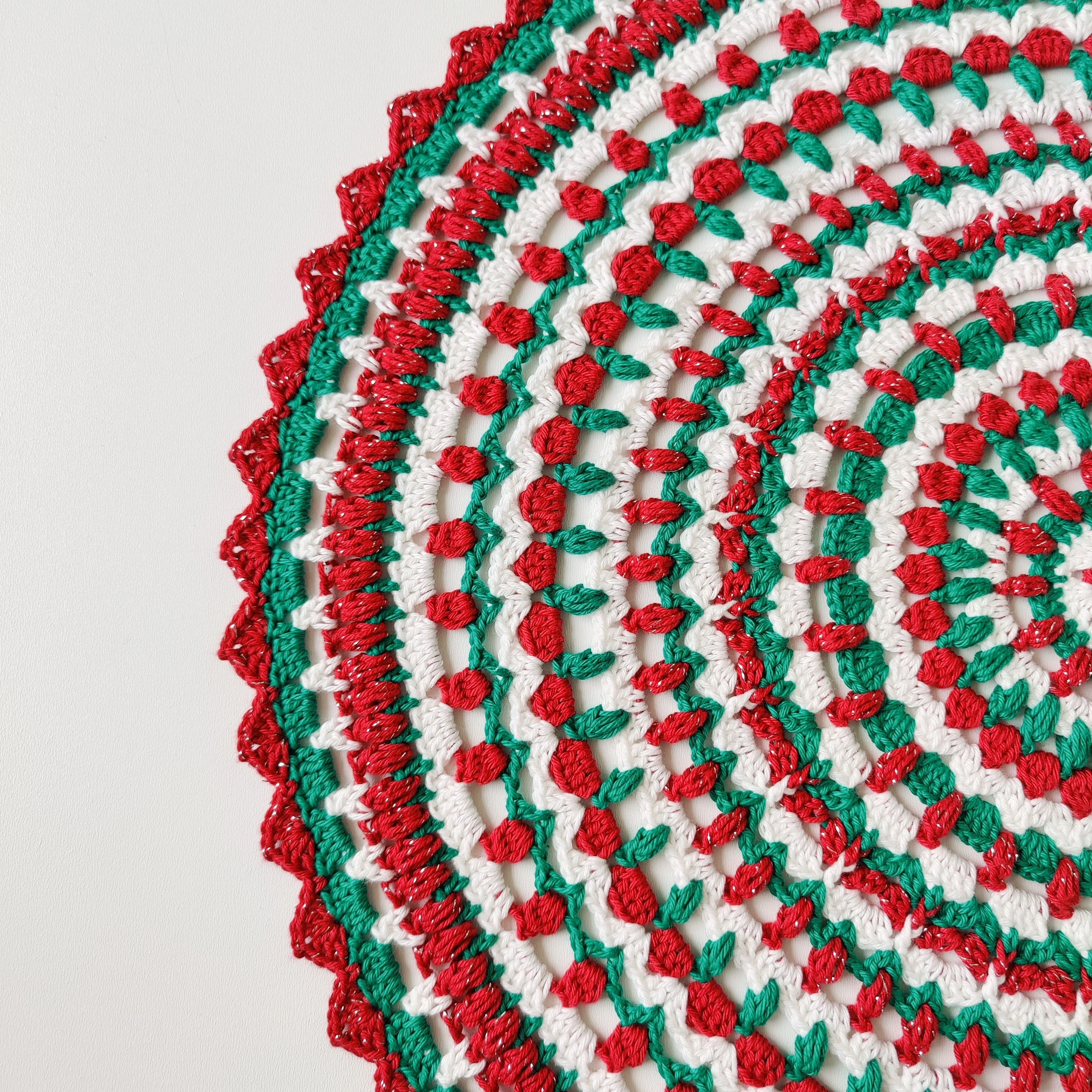 Holly Jolly Christmas Doily - Mandala - Image 3