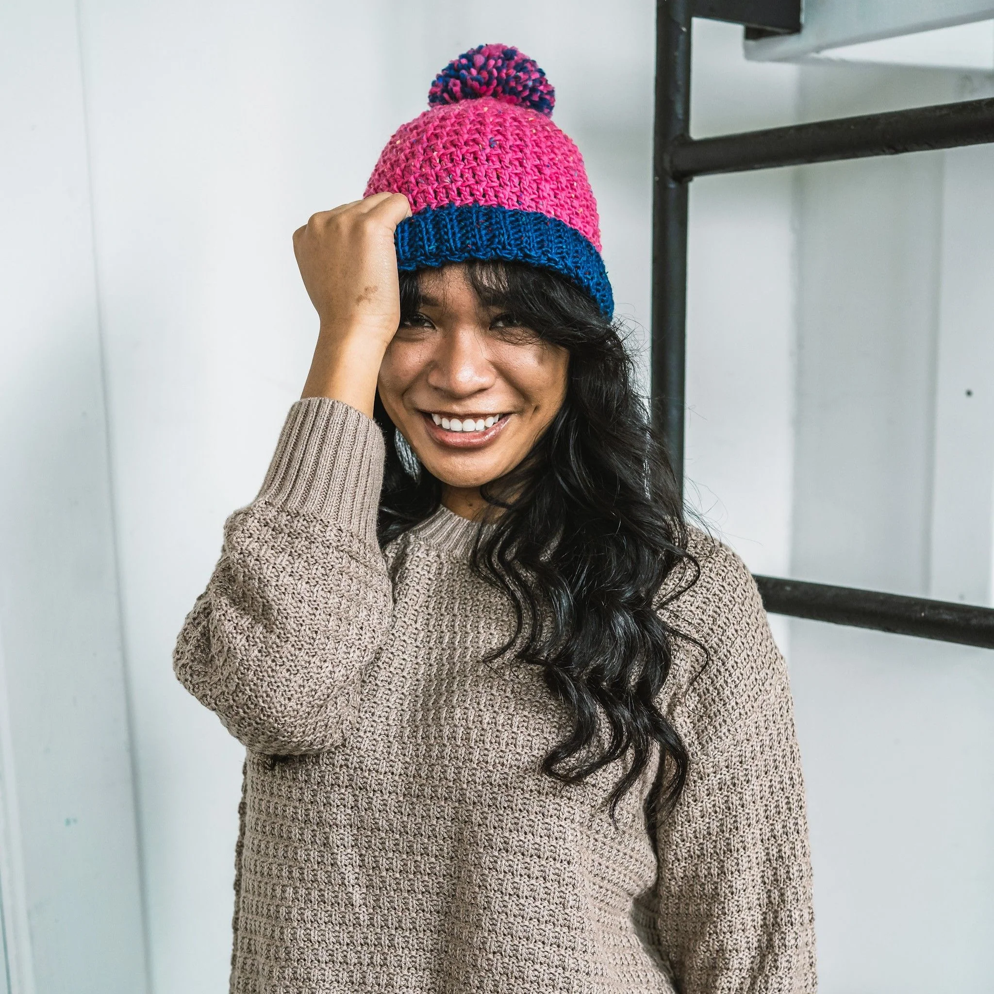 Mega Pom - Beanie - Image 3