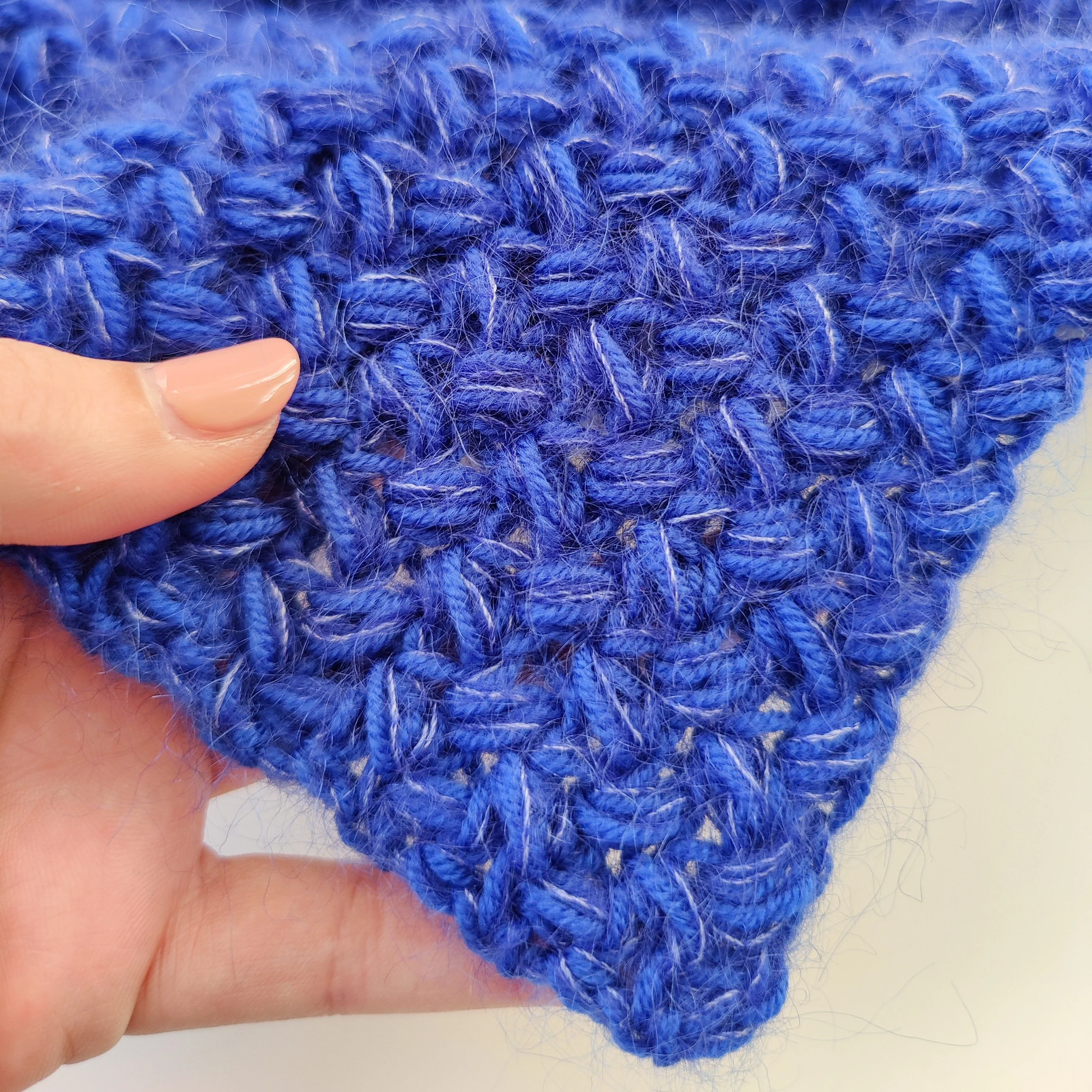 Triangle Bean - Cowl - Image 4