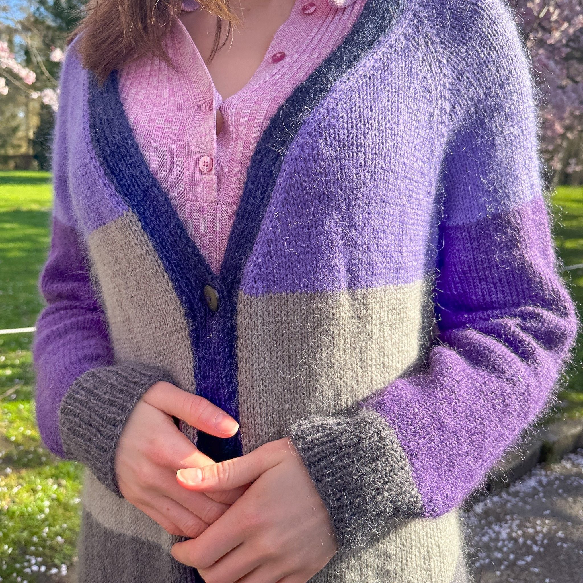 Brede Striber - Long Cardigan - Image 6