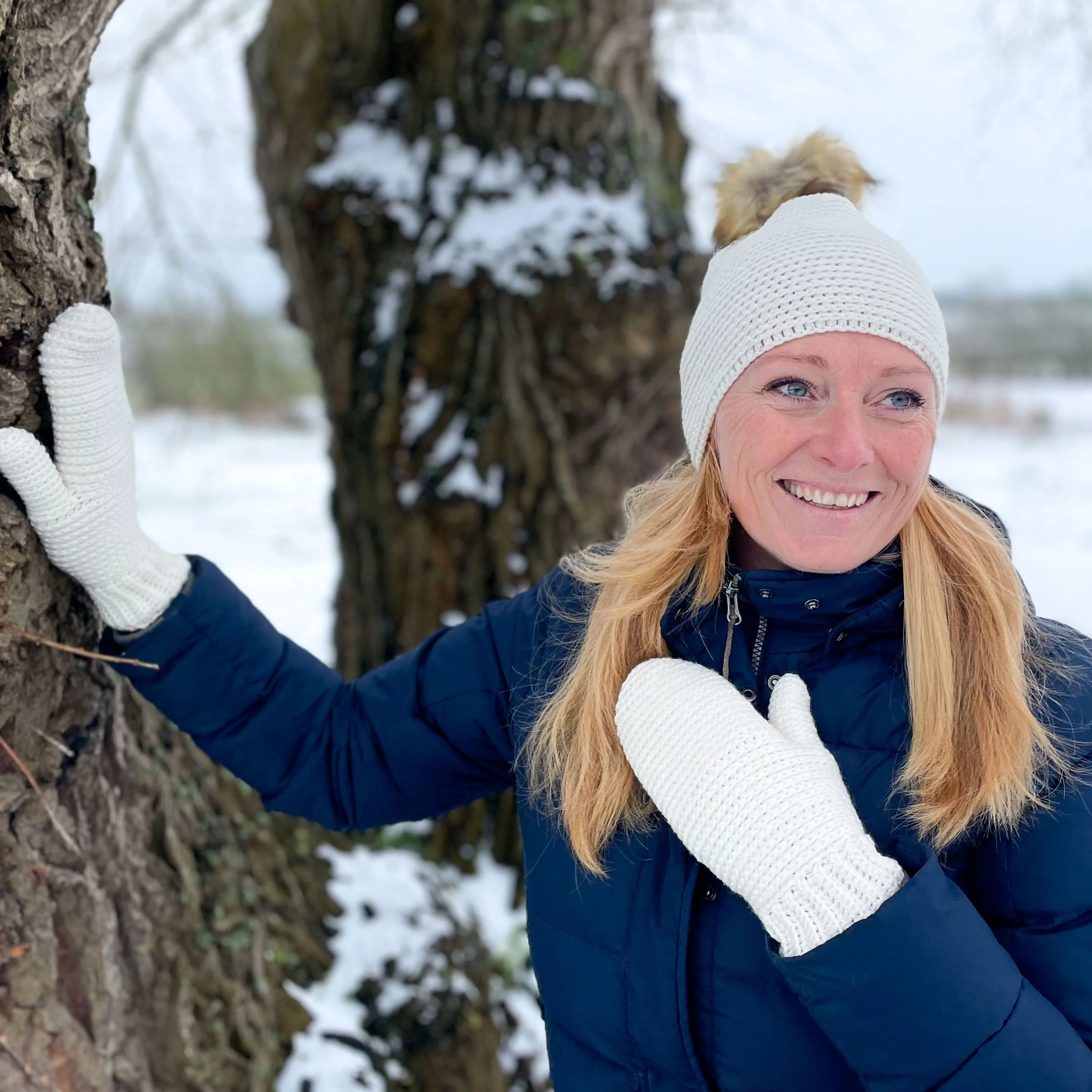 Joy - Mittens - Image 2