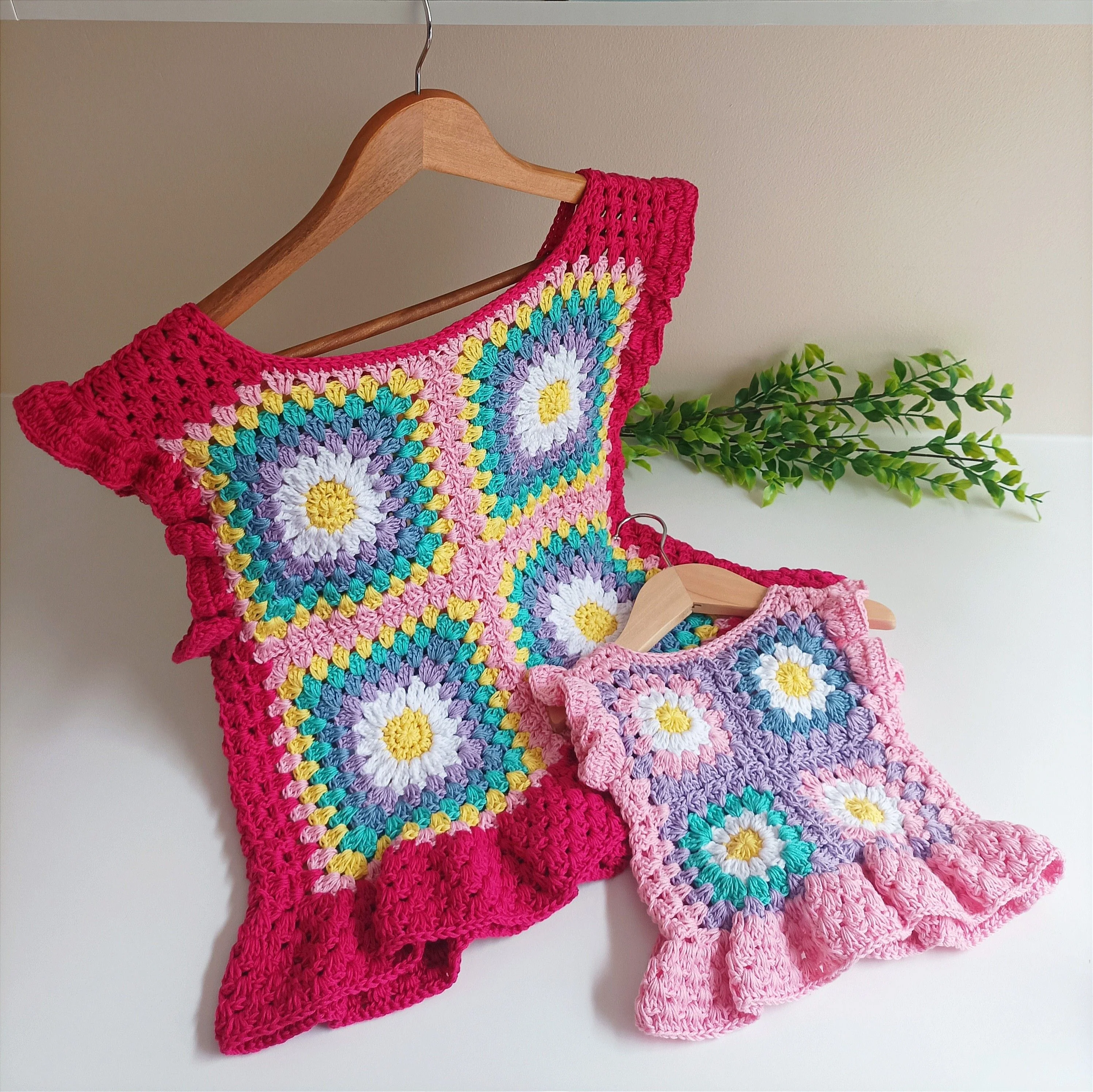 Crazy Daisy Peplum - Top - Image 4