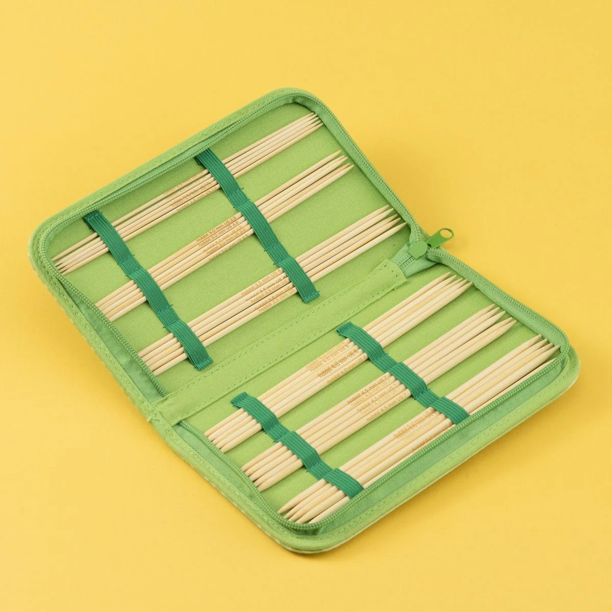 Set di ferri a doppia punta in bamboo - 20 cm - Image 2