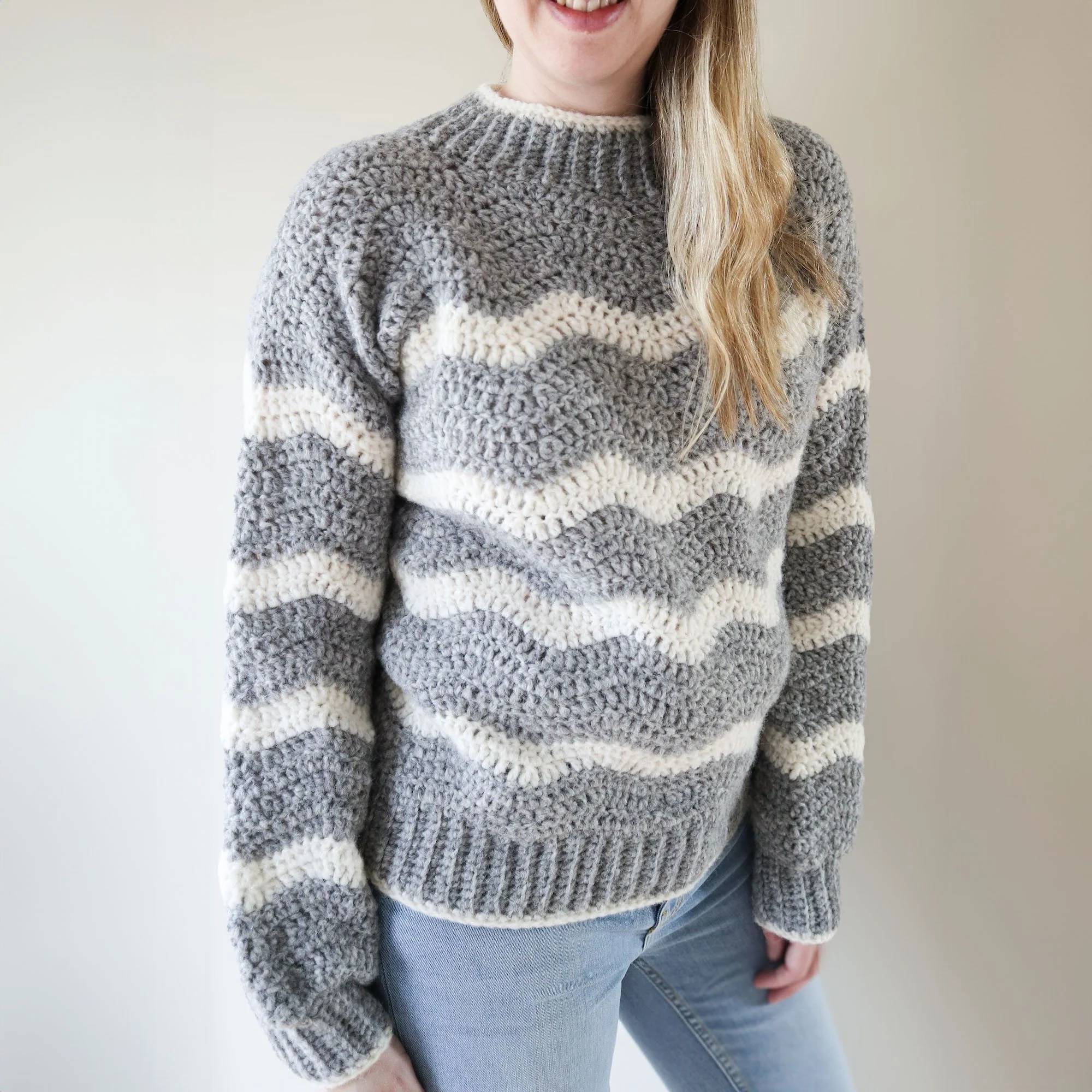 Waves - Sweater - Image 4
