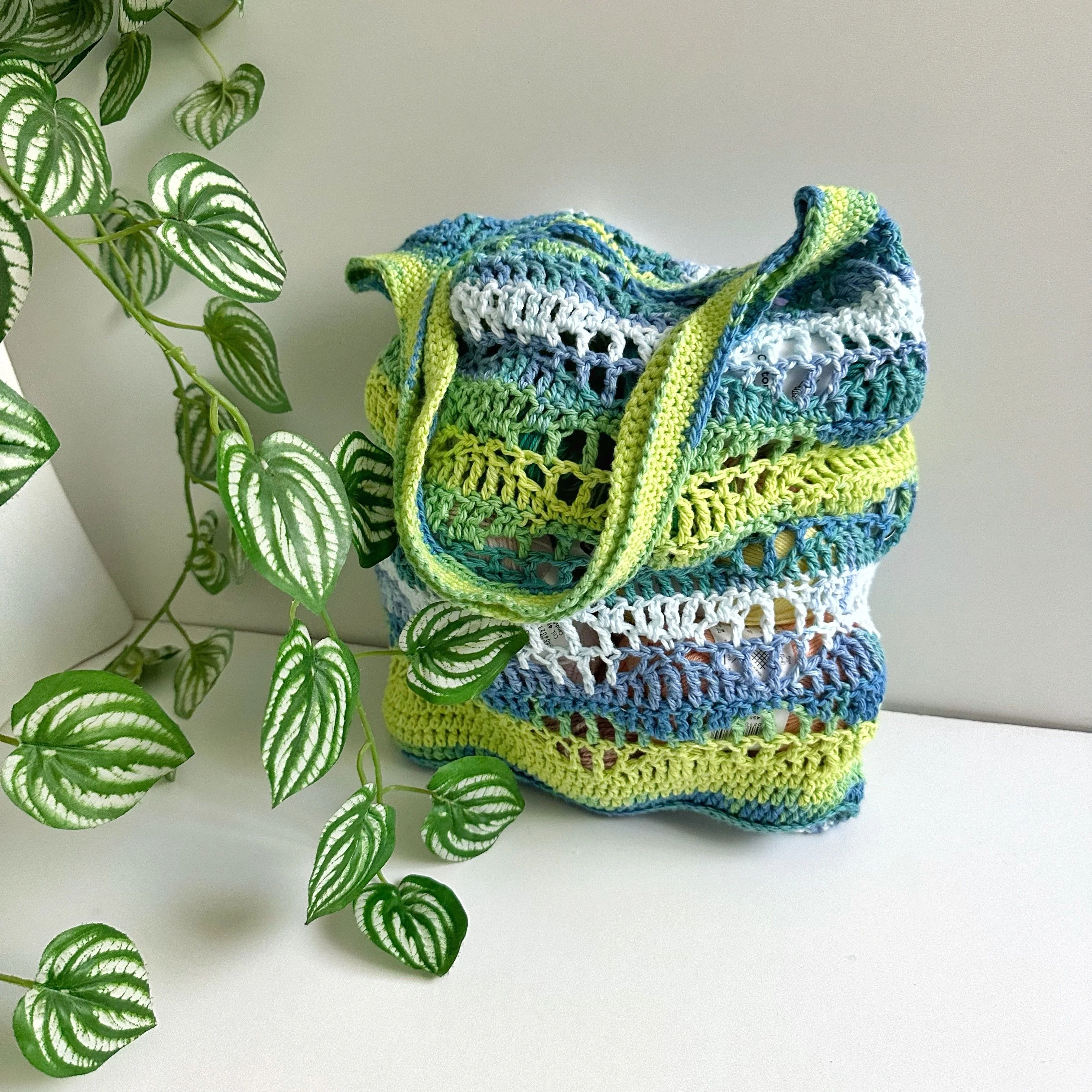 Delicate Waves - Market Bag - Image 5