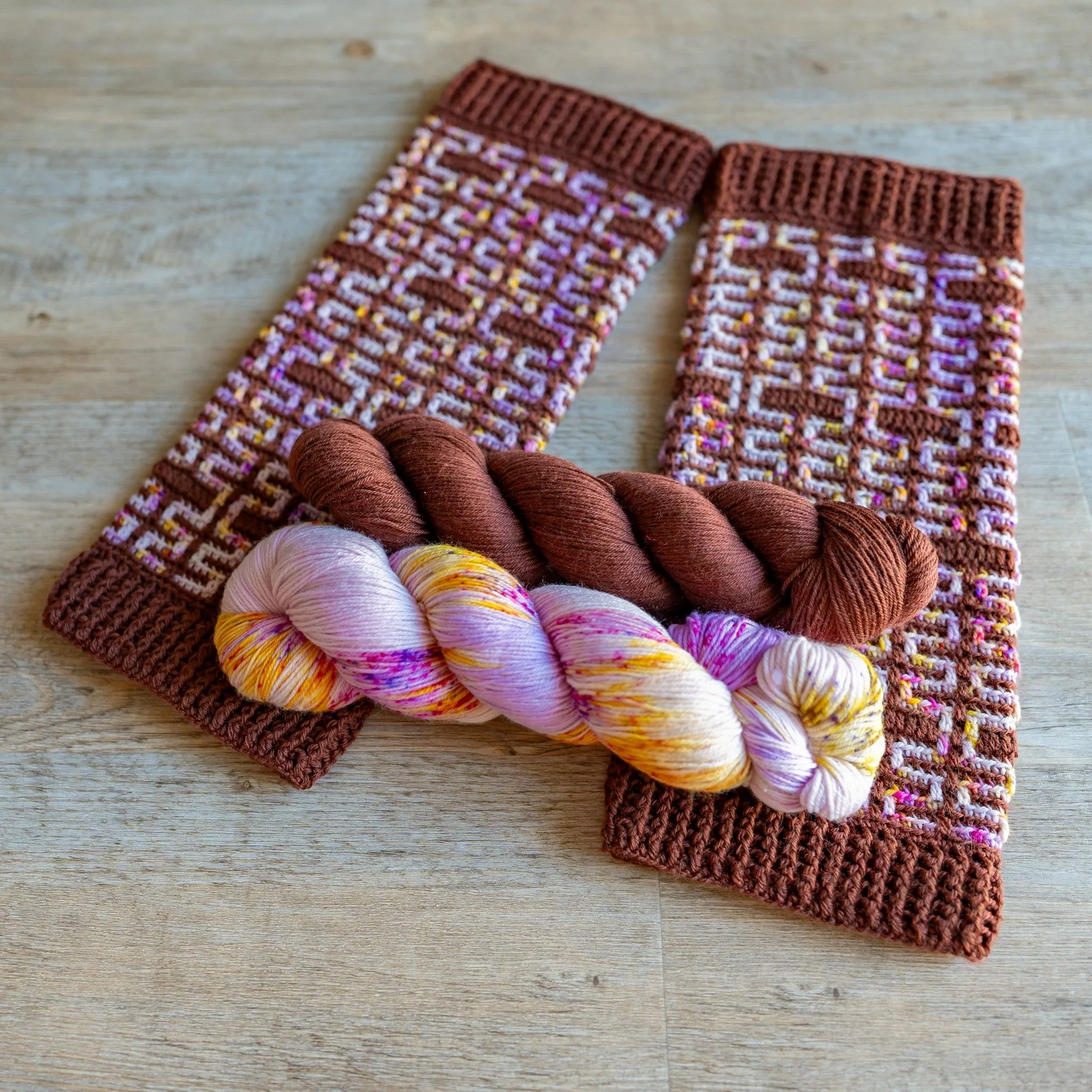 Twisted Maze - Leg Warmers - Image 10