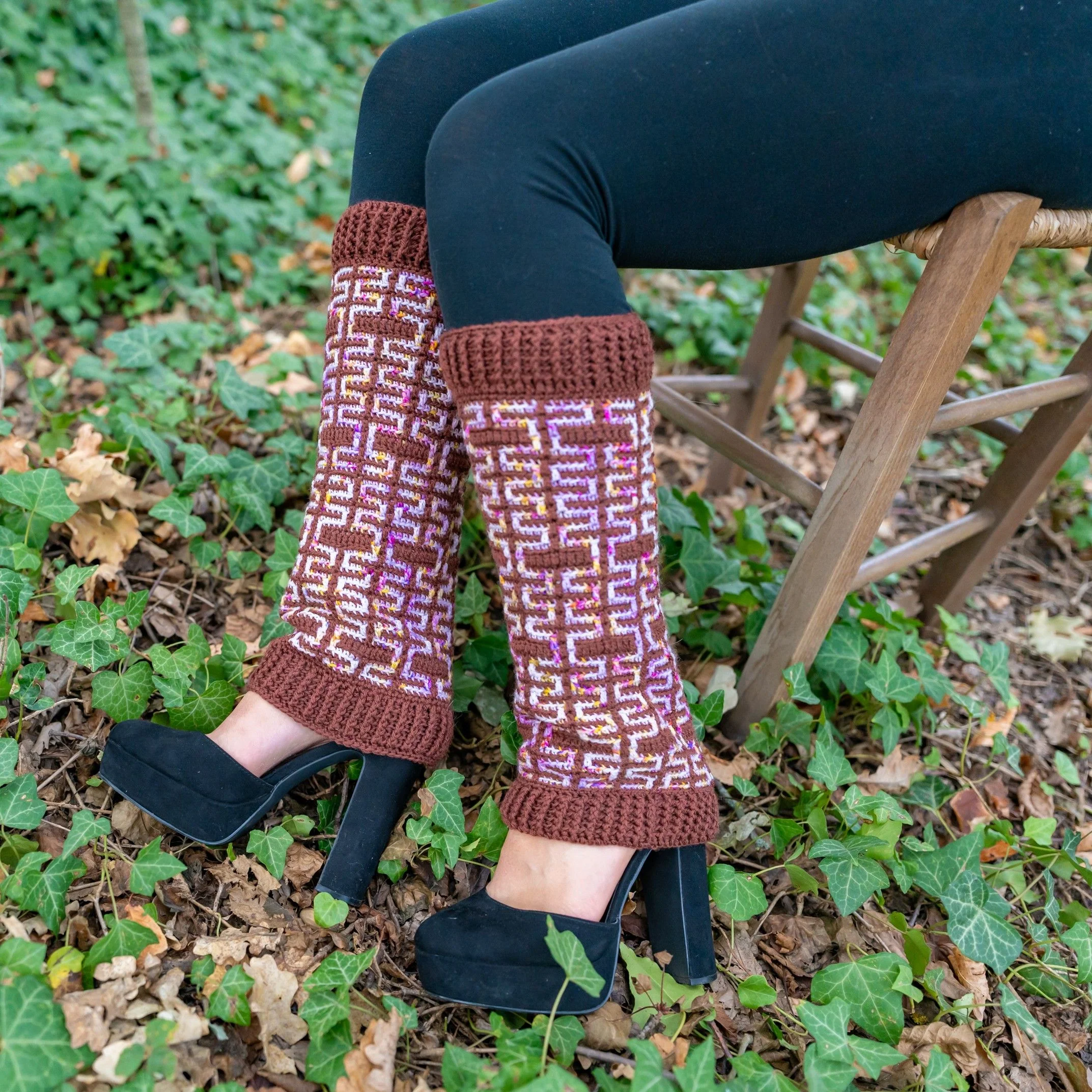 Twisted Maze - Leg Warmers - Image 4