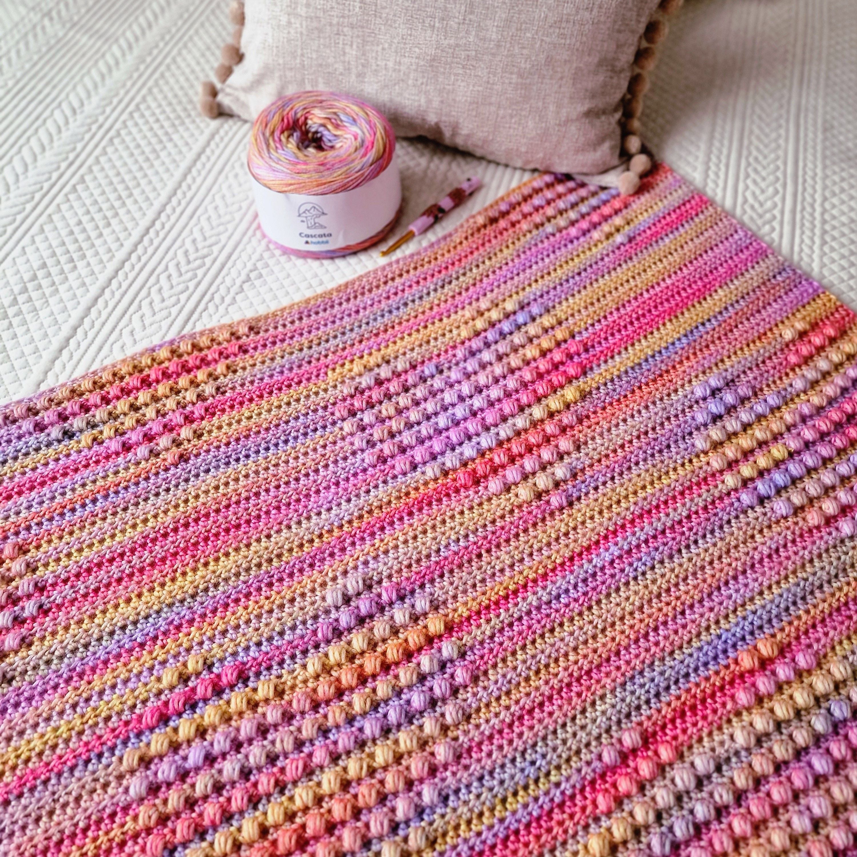 Hugs and Hearts - Blanket - Image 7