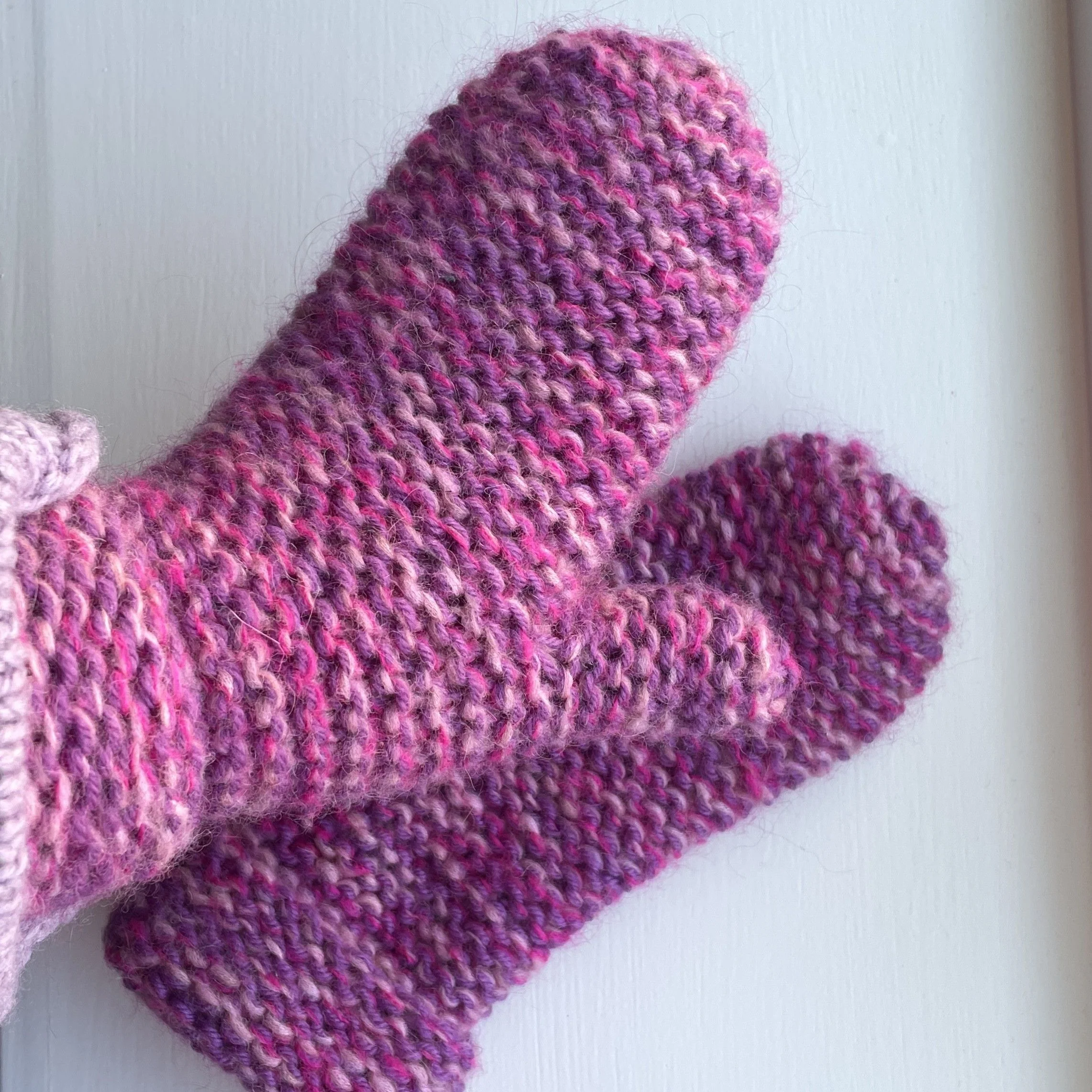 Ultra Easy Garter Stitch Mittens - Image 2