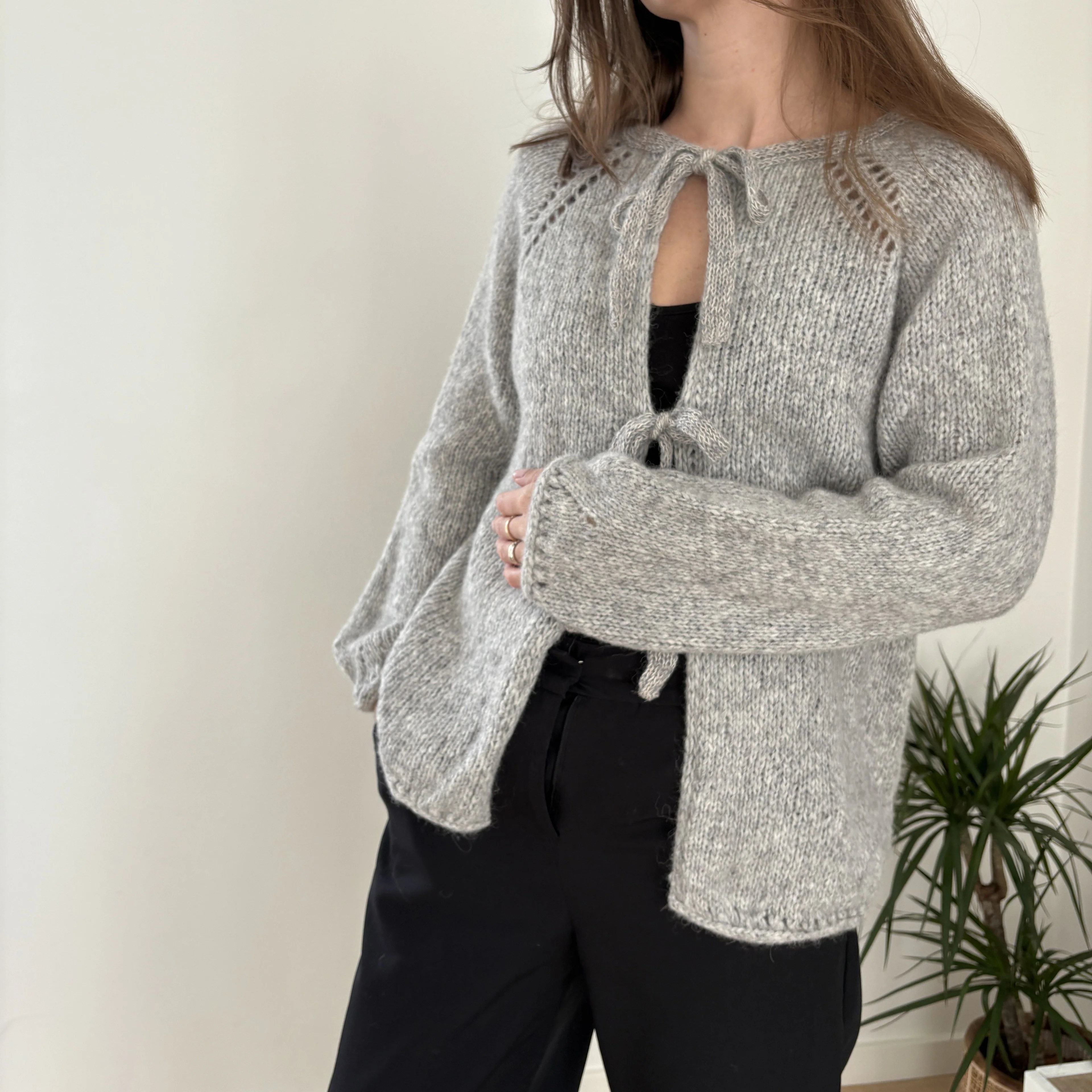 Willow Bow - Cardigan - Image 3