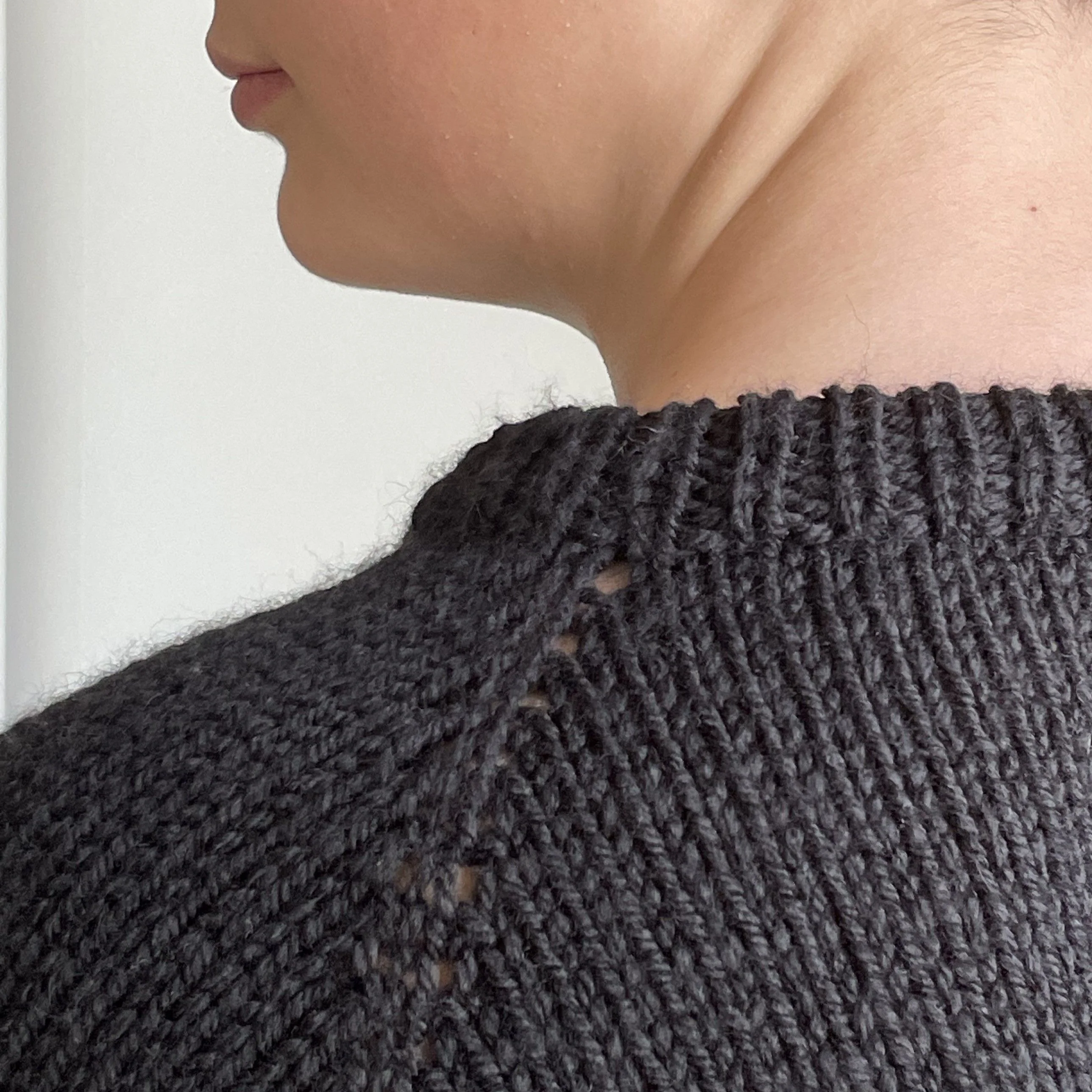 Elliot - Sweater - Image 2