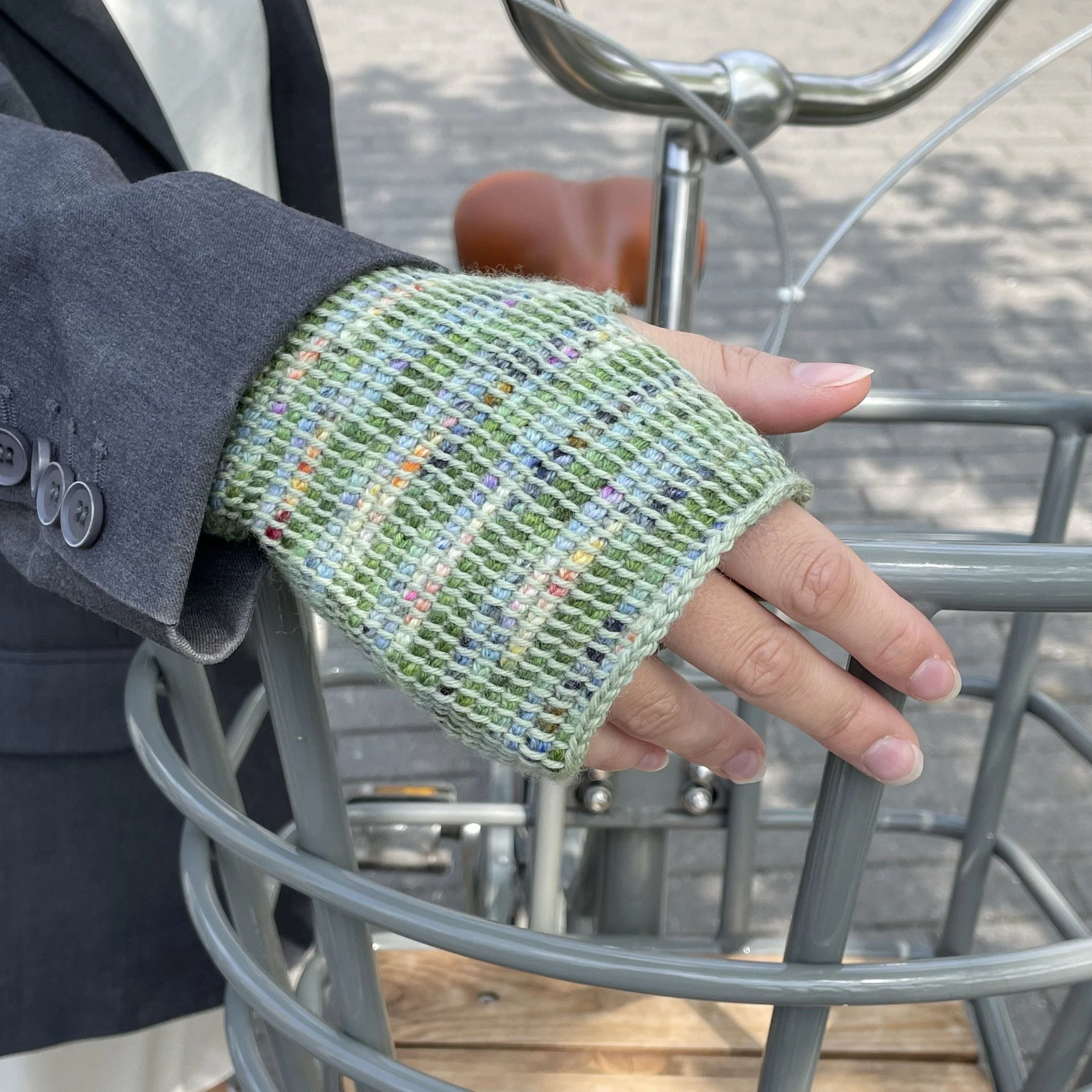 Nomade - Wrist Warmers - Image 5