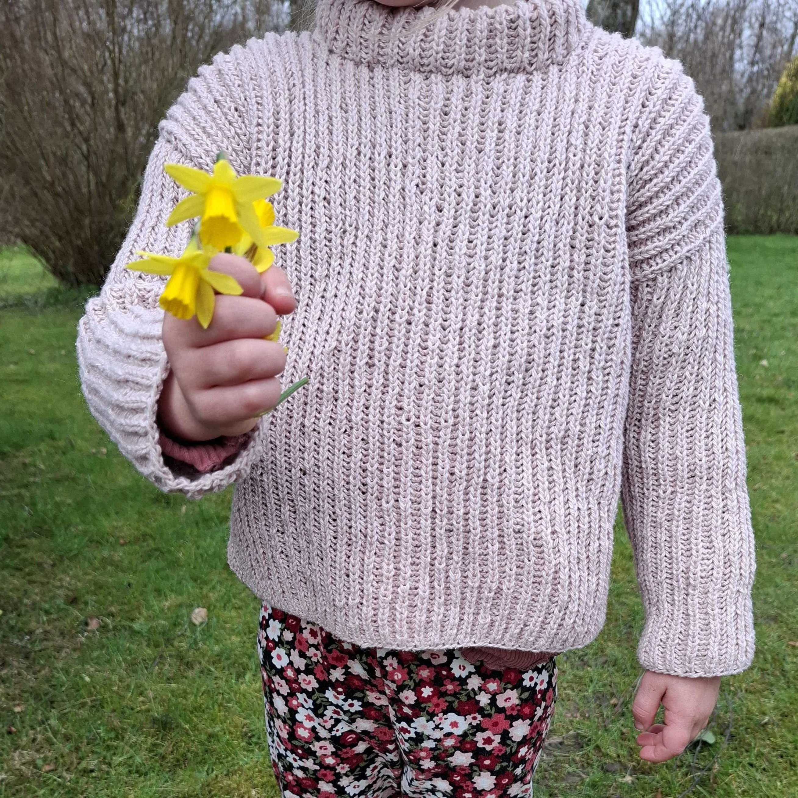 Runa - Children’s Sweater - Image 3